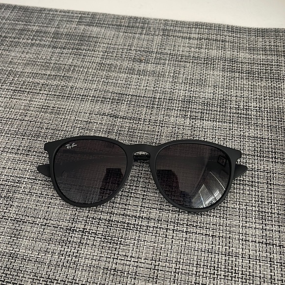 Ray-Ban Erika Classic - Picture 3 of 9